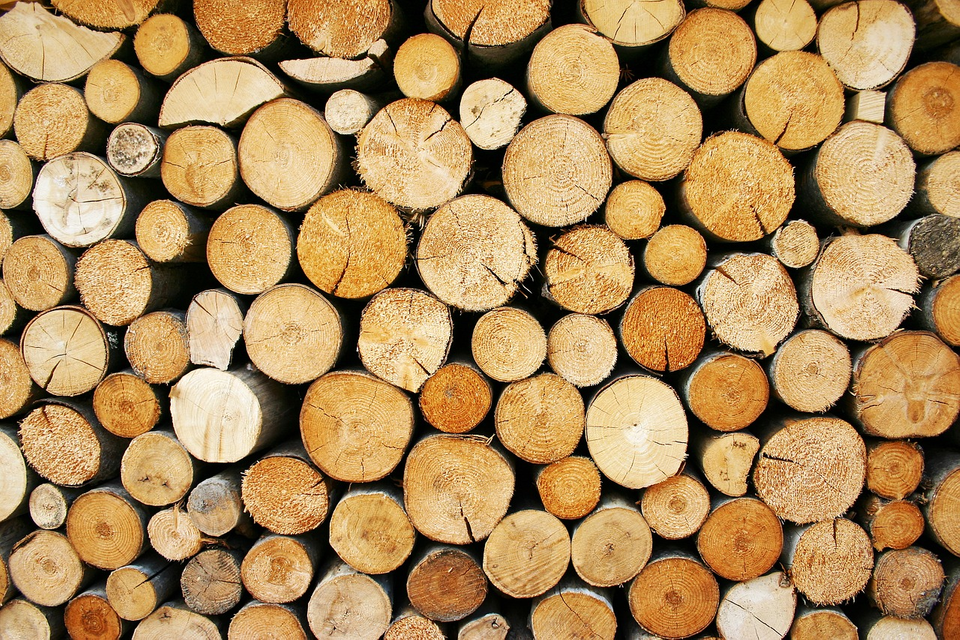 Simple problems at scale: log tailing